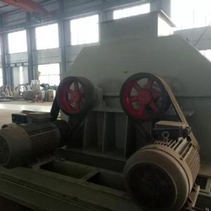 臥式粉碎機(jī)完工,準(zhǔn)備發(fā)貨